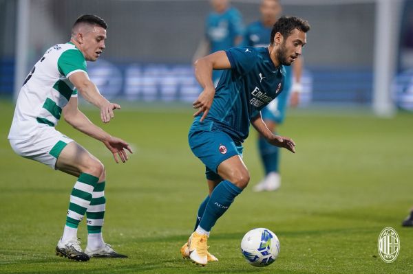 پلیآف لیگ اروپا؛ صعود آسان میلان و فرار بزرگ تاتنهام از حذف