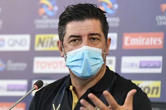 سرمربی النصر مقابل تیم بزرگی قرار می گیریم