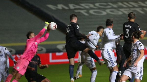 لیدز 1-1 منچسترسیتی؛ بیلسا ترمز گواردیولا را کشید