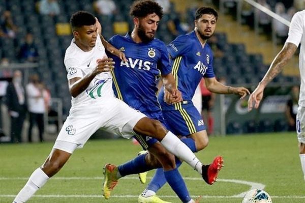  اعلام رسمی پیوستن صیادمنش به زوریا اوکراین از سوی فنرباغچه