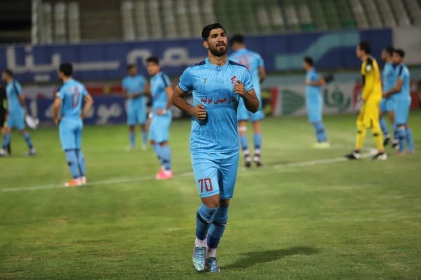  مغانلو  برای رسیدن به تیم‌ملی به فوتبال اروپا رفتم