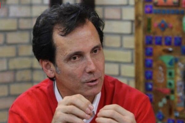 عزیزیان حامد لک درگیر حواشی نشود میتواند بهتر از اینها باشد