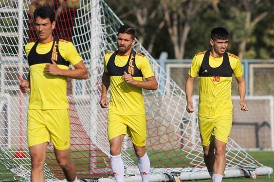  بازیکنان جدید در تمرین تراکتور حاضر شدند