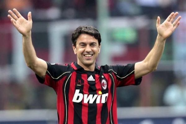 کاستاکورتا میلان به برلوسکونی نیاز دارد با ۱۴ برنده توپ طلا همبازی بودهام