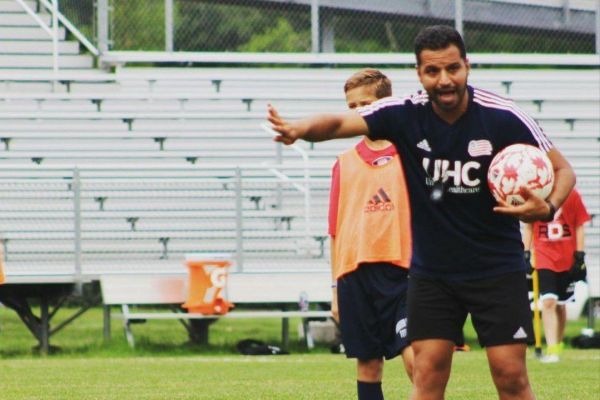 گزینه جوان و ناشناس روی میز کادر فنی باشگاه استقلال از آمریکا تا استقلال