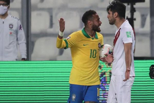  زامبرانو  از نظر من نیمار یک دلقک است