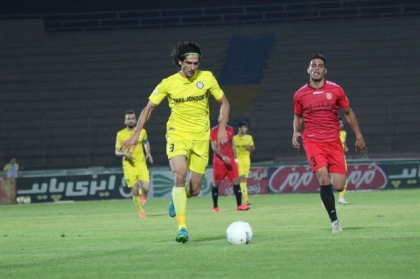 مذاکره مسئولان صنعت نفت آبادان با خالقیفر