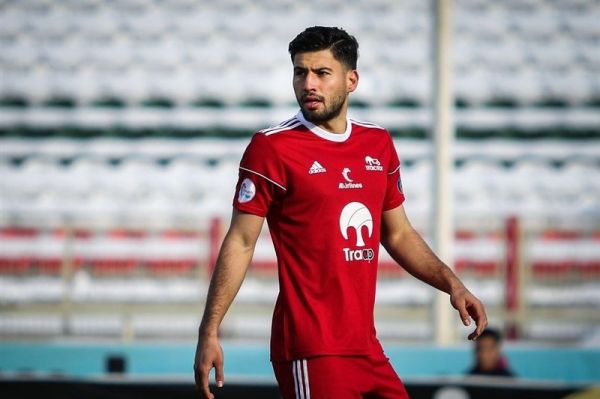 ایمان سلیمی تکلیفم با پرسپولیس تا چند روز آینده مشخص می شود وکیلم در حال پیگیری امور است