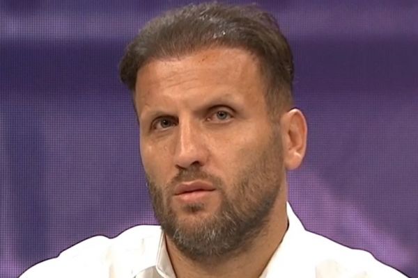 بنگر آقای رسولپناه حرف زدن هم بلد نیستی