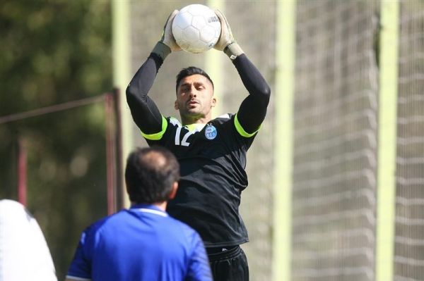  پاسخ باشگاه استقلال به بیانیه تراکتوری‌ها درباره رشید مظاهری