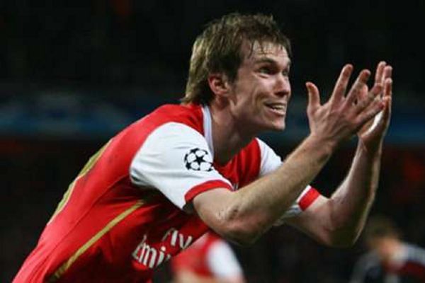 بازیکن سابق آرسنال ترک این تیم و پیوستن به بارسلونا اشتباه بود