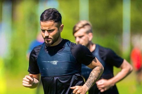 تجدیدقوای رقیب ایران بازیکن دوتابعیتی به تیم ملی عراق ملحق شد