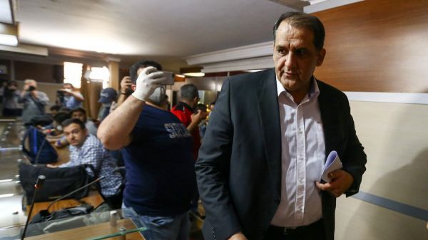 رسول پناه بالاخره وسایلش در باشگاه پرسپولیس را جمع کرد آقای سرپرست، رفت