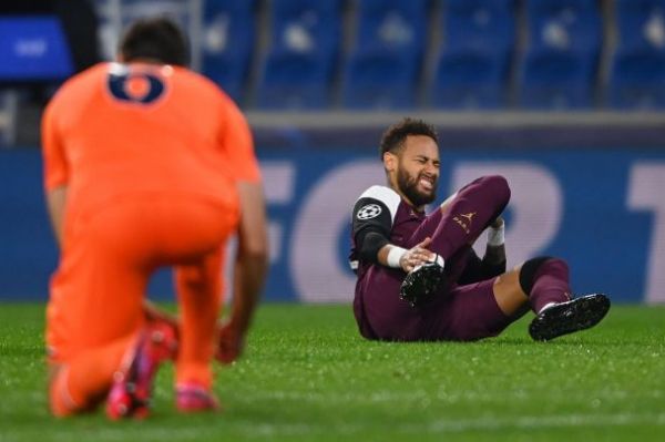  مشکل جدید پی‌اس‌جی  نیمار در استانبول مصدوم شد