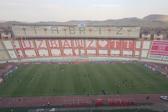  نقص ورزشگاه یادگار امام تبریز برای دریافت مجوز حرفه ای چیست