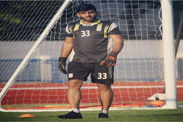 فرعباسی اخباری حرفهای مربی را برایم ترجمه میکند