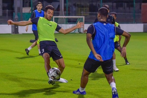 شجاع اولین بار در تمرین الریان عکس