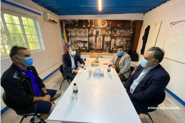  مدیران استقلال تا نیم فصل نفس راحت می‌کشند