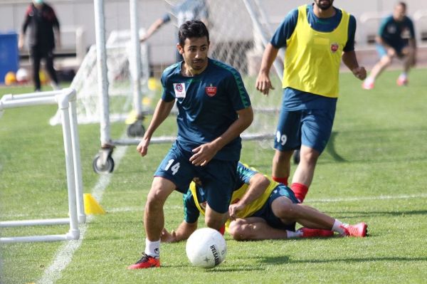 گزارش تمرین پرسپولیس برگزاری تمرین دوشنبه با بازگشت مربی بدنساز به جمع قرمزپوشان