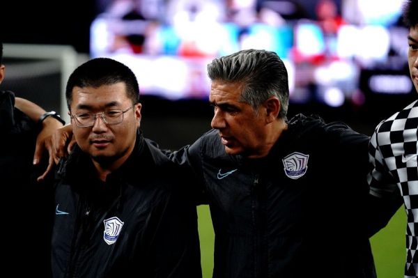 پورعلیگنجی ماندنی شد؛ قطبی در یک قدمی سقوط قرار گرفت