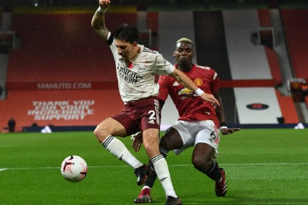  دفاع سولشر از توجیه عجیب پوگبا برای خطای پنالتی برابر آرسنال