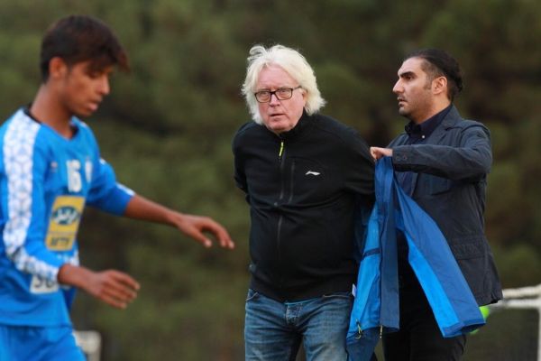  احتمال شکایت استقلال از وینفرد شفر