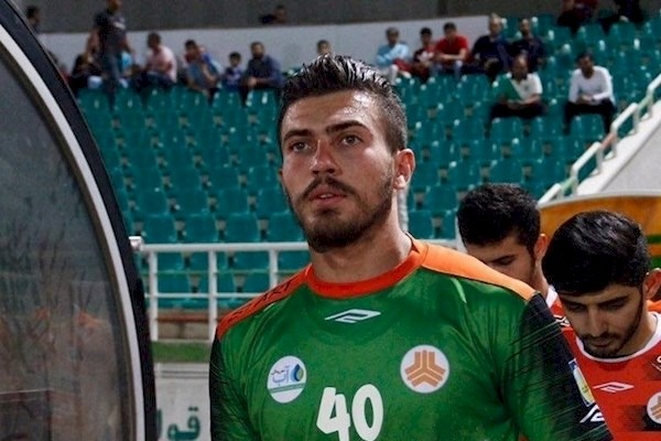 منادی سیوم مقابل عبدی را دوست داشتم