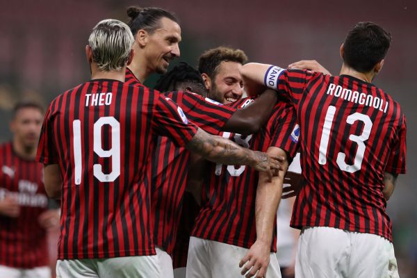 سرمربی اسبق میلان مدعیان قهرمانی به زودی بیدار میشوند میلان توانایی قهرمانی دارد