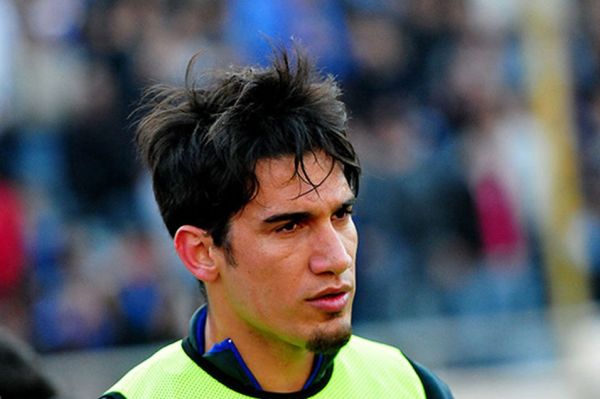  مذاکره فرزاد حاتمی با باشگاه پیکان