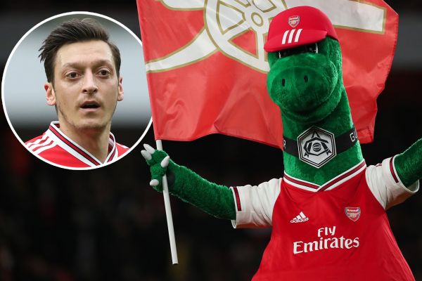  واکنش اوزیل به بازگشت عروسک معروف آرسنال
