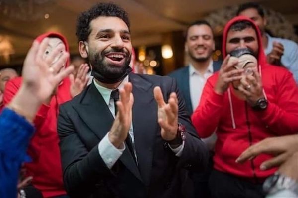 عکس؛ حرکات موزونی که باعث کرونایی شدن محمد صلاح شد