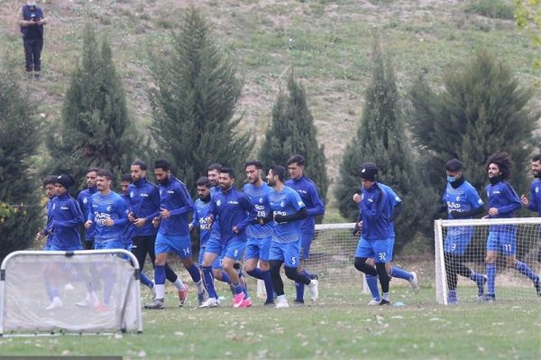 تشریح آخرین وضعیت ۳ بازیکن کرونایی استقلال از زبان پزشک آبیپوشان