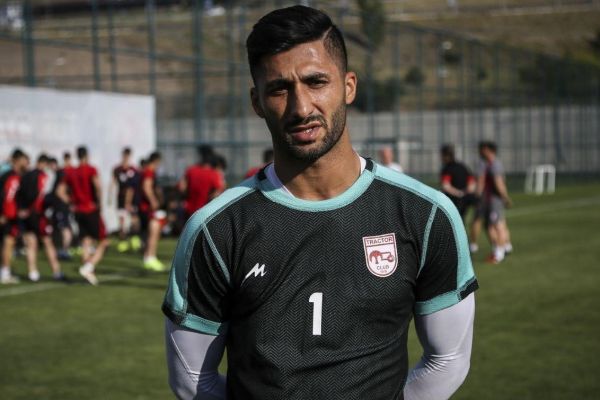 با اعلام وکیل رشید مظاهری؛ دروازهبان استقلال در پرونده فسخ یک طرفه با تراکتور تبرئه شد