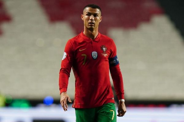 سرمربی پرتغال برای شکستن رکورد «دایی» هیچکس به رونالدو کمک نمیکند