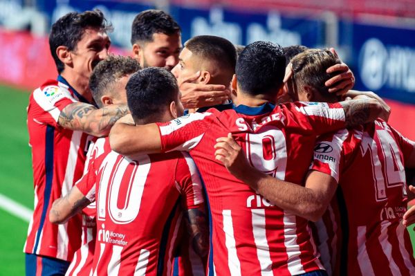 بارسلونا روند شکست ناپذیری اتلتیکو مادرید را متوقف میکند