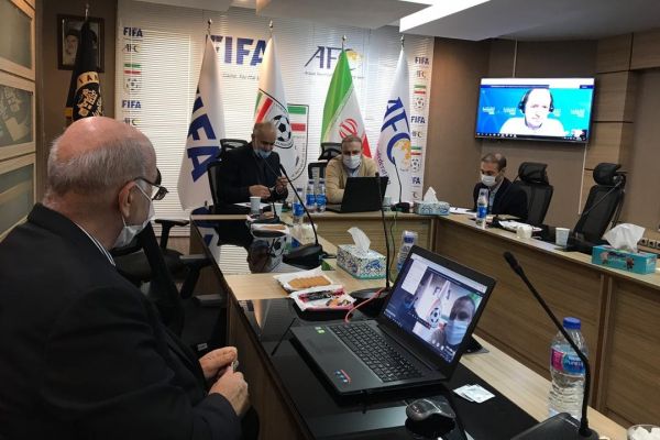  برپایی نشست برخط مسولان فنی فیفا با دبیرکل و رییس کمیته فنی و توسعه فدراسیون