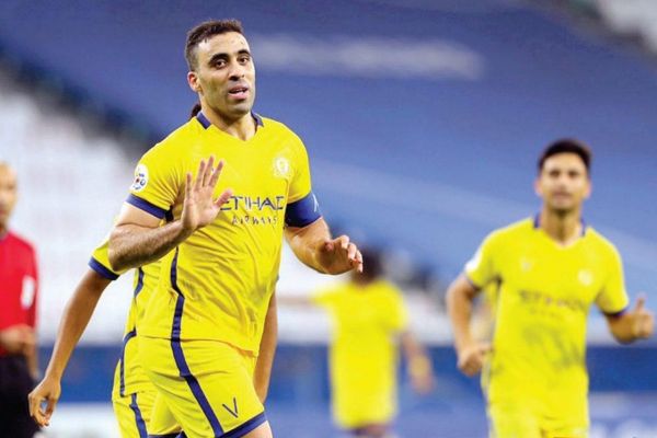  جنجال کنار گذاشتن بازوبند توسط عبدالرزاق حمدلله