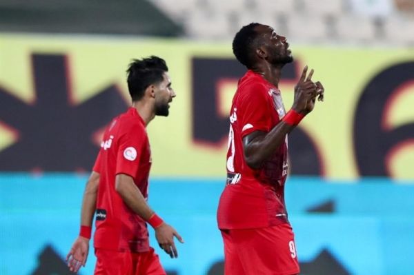  باشگاه پرسپولیس به دنبال بستن پرونده اوساگونا و والنسیا