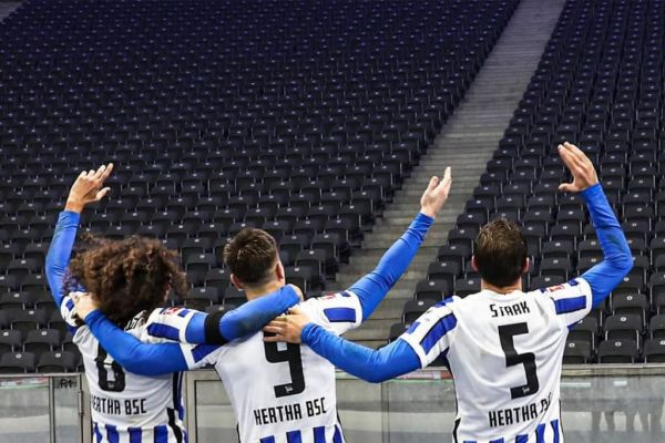  تصویر روز؛ پیروزی هرتا در دربی برلین و شادی با هوادارانی که نیستند