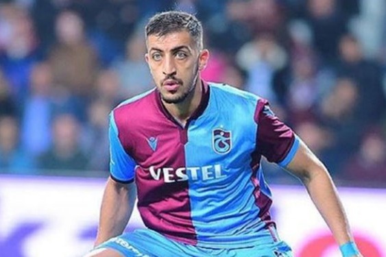 ترابزون آماده فروش حسینی مدافع ایرانی دو پیشنهاد خارجی دارد