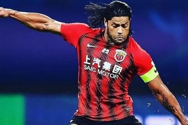  رقابت الهلال با پورتو برای جذب هالک