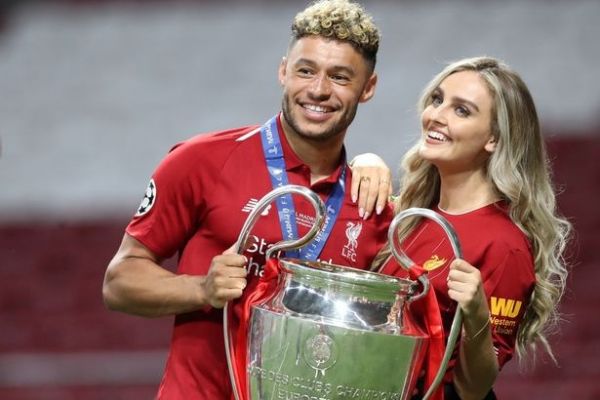  تمجید کلوپ از نقش نامزد چمبرلین در روند بهبودی او