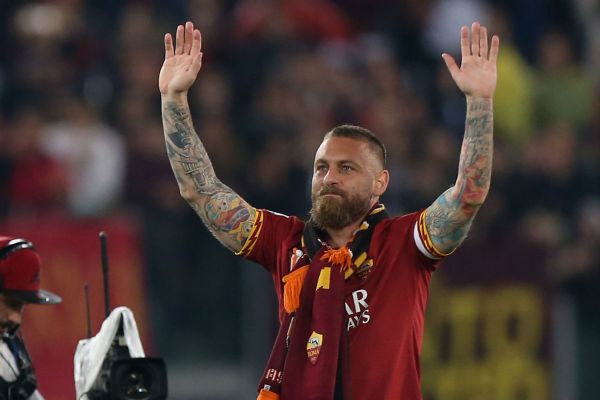  ده‌روسی  مسی همیشه بهترین بوده جز امسال  توتی بهترین هم‌تیمی‌ام بوده