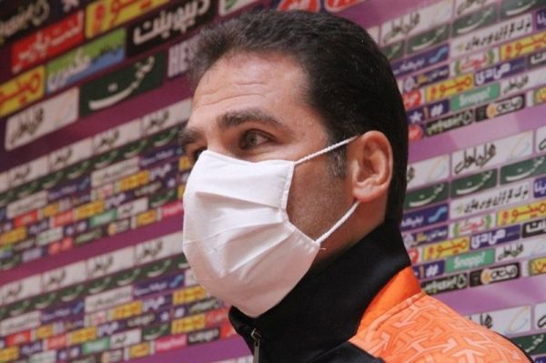 صادقی میدانستیم گره بازیمان مقابل ماشینسازی گل اول است مشکل گلزنی داریم اما به آینده امیدوارم