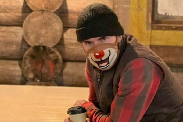  عکس؛ سوژه شدن ماسک دیوید بکام و تشبیه به گوزن