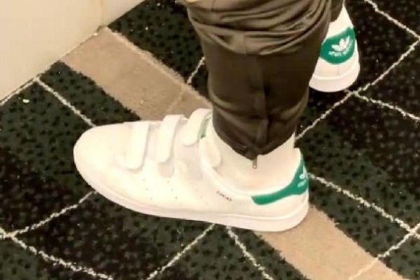 تمسخر کتانی های هافبک اتلتیکو توسط فلیکس