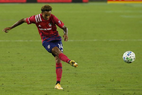 اولین خرید رم در فصل نقل و انتقالات زمستانی چه کسی است