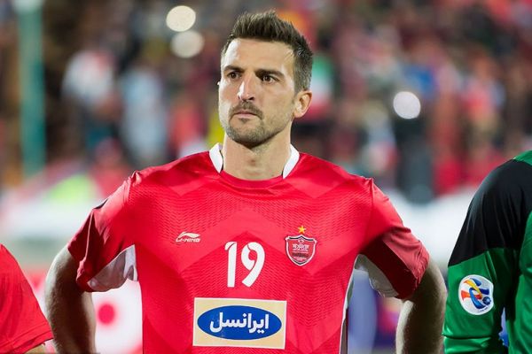 بودیمیر چقدر برای پرسپولیس آب می خورد 14 میلیارد