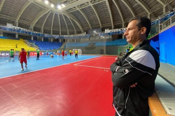 رئیس کمیته فوتسال دعوتنامهای از برزیل نداشتیم با کویت و تیم اروپایی بازی می کنیم