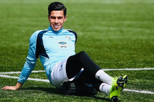 آقایی مصدوم نیست